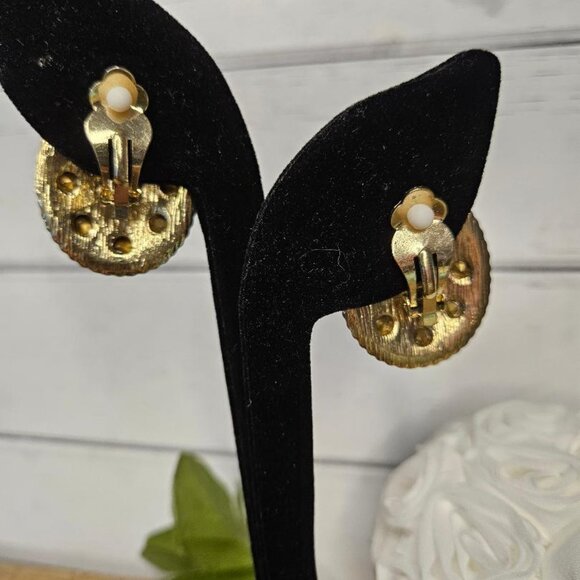 Vintage Gold/Black Enamel Rhinestone Clip on Earrings - Picture 4 of 4